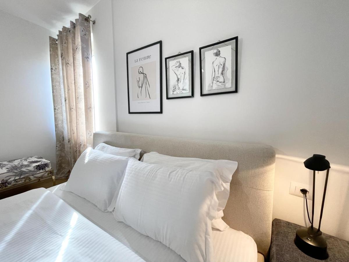 Metro Suites Tiranë Ngoại thất bức ảnh