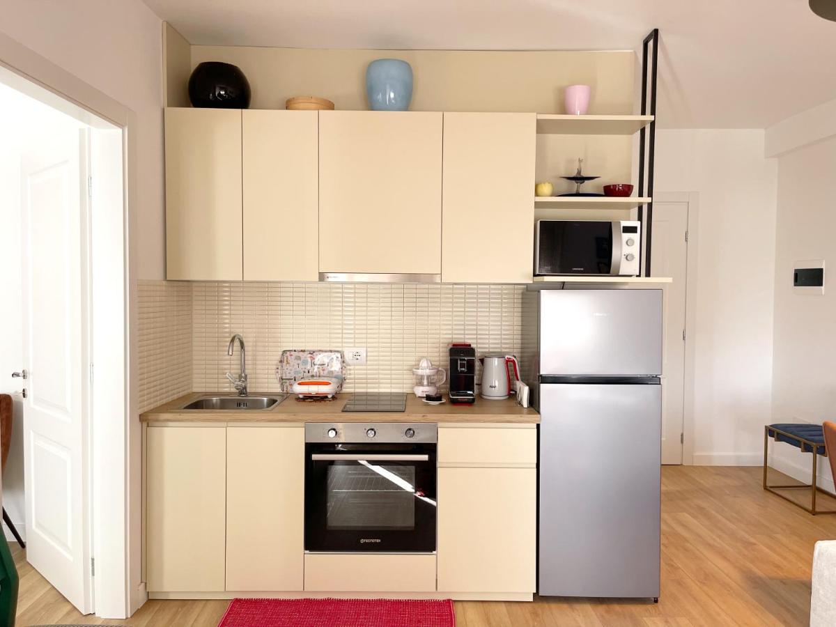 Metro Suites Tiranë Ngoại thất bức ảnh