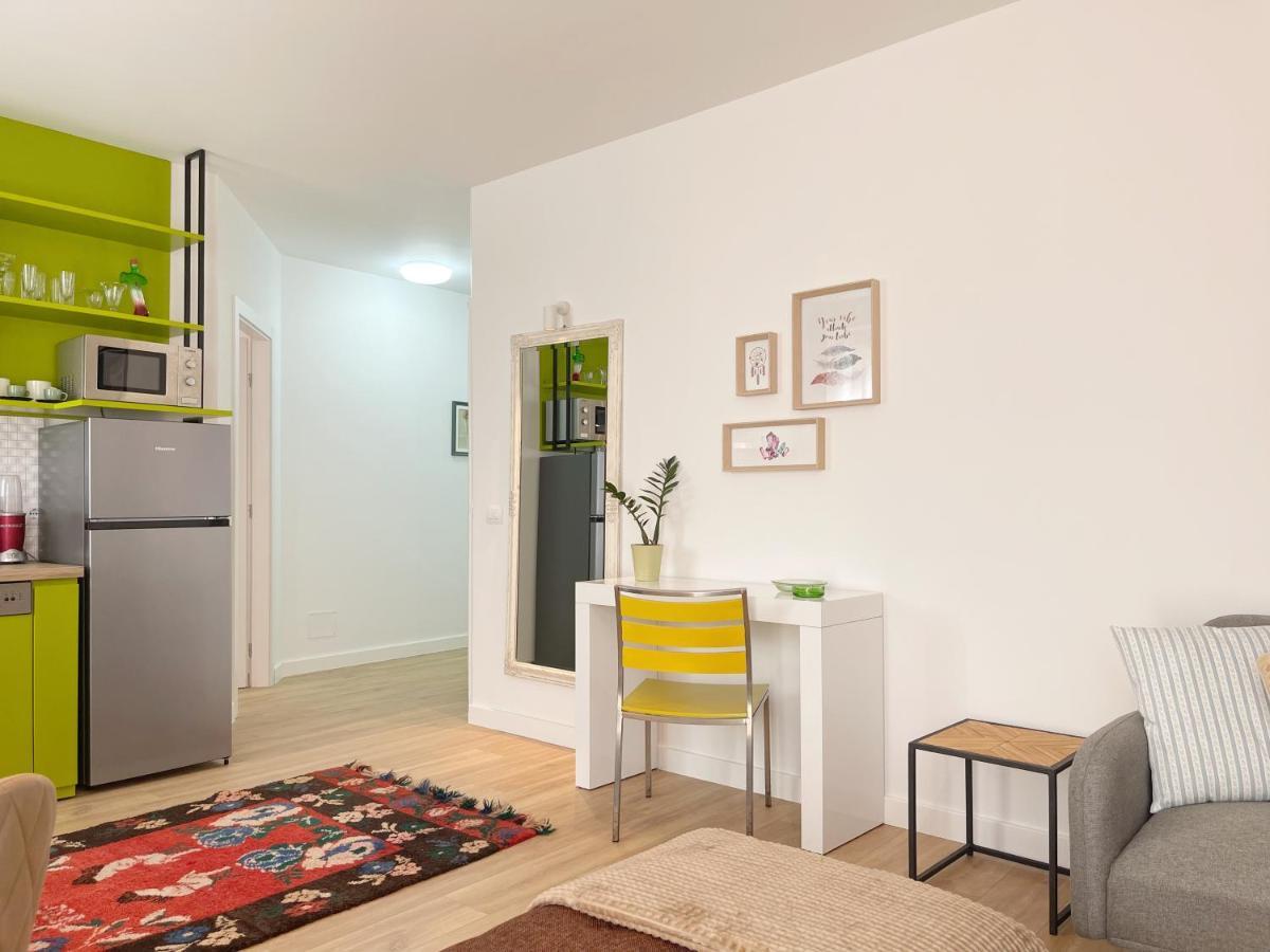 Metro Suites Tiranë Ngoại thất bức ảnh