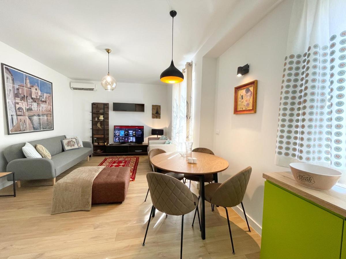 Metro Suites Tiranë Ngoại thất bức ảnh