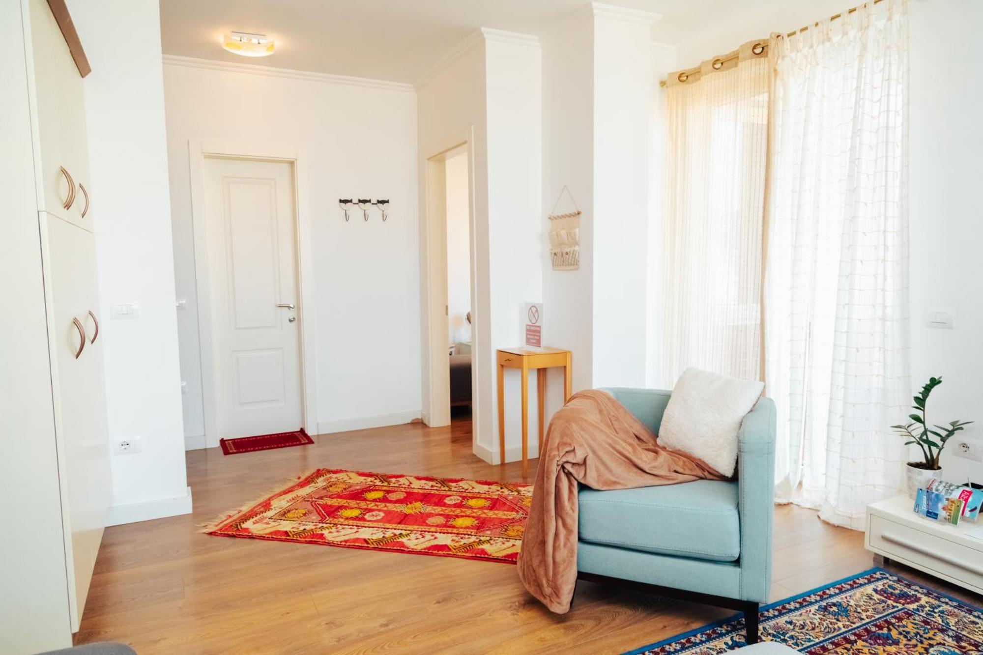 Metro Suites Tiranë Ngoại thất bức ảnh