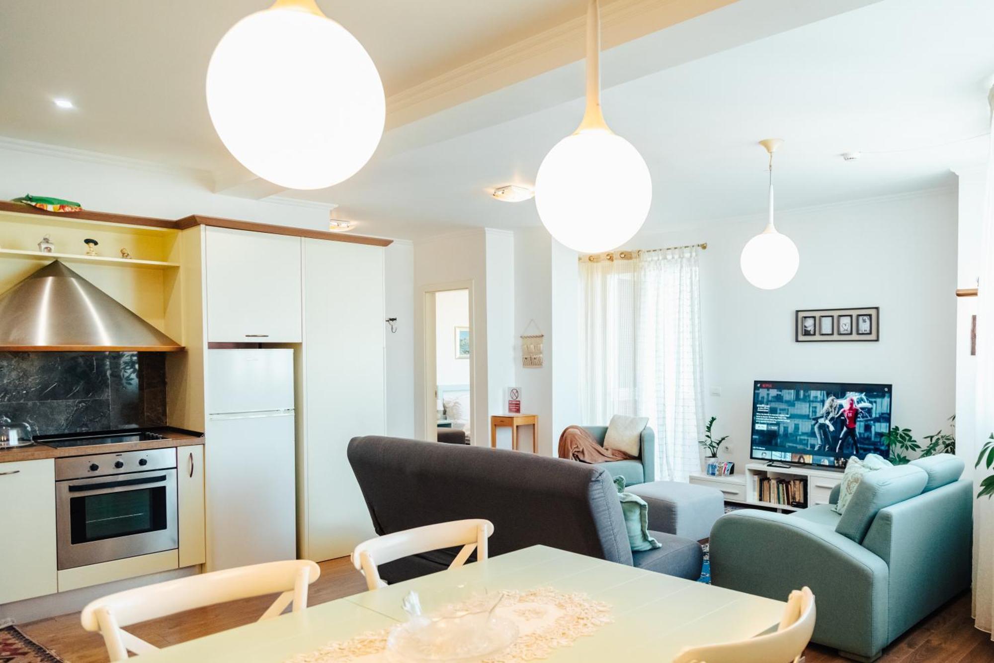 Metro Suites Tiranë Ngoại thất bức ảnh