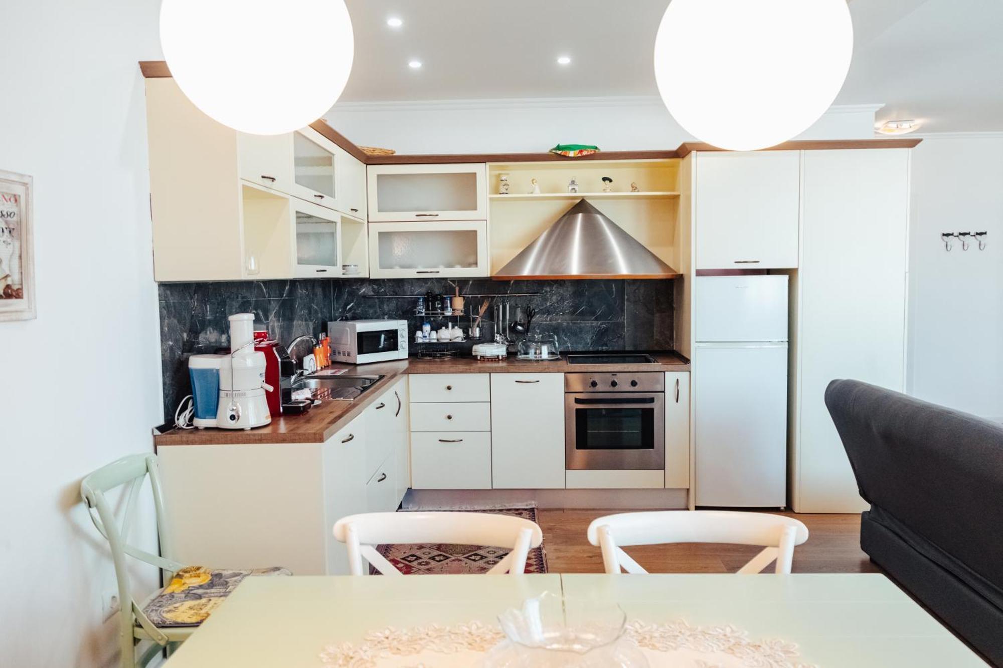 Metro Suites Tiranë Ngoại thất bức ảnh